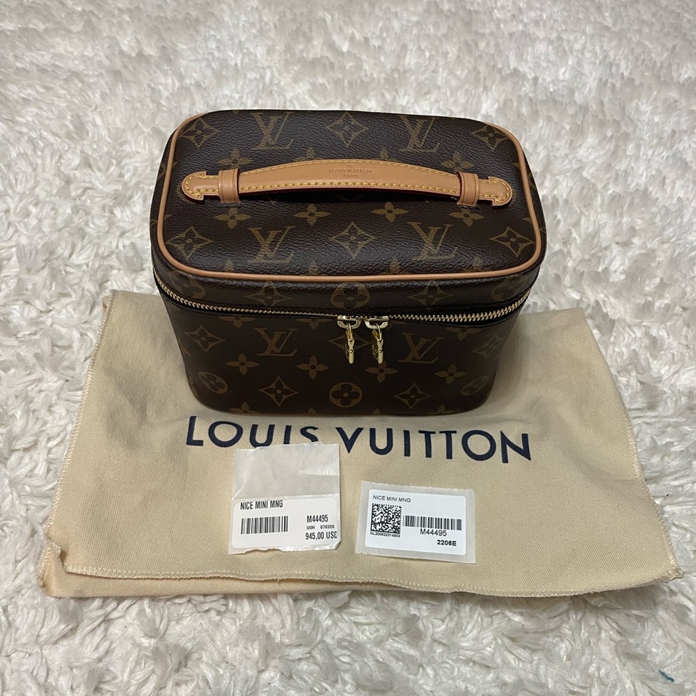 Louis Vuitton Monogram Nice Mini